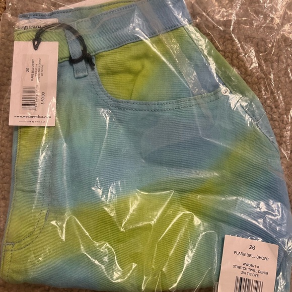 WeWoreWhat NWT Revolve Flare Bell Short Stretch Twill Denim Tie Dye - Picture 5 of 5